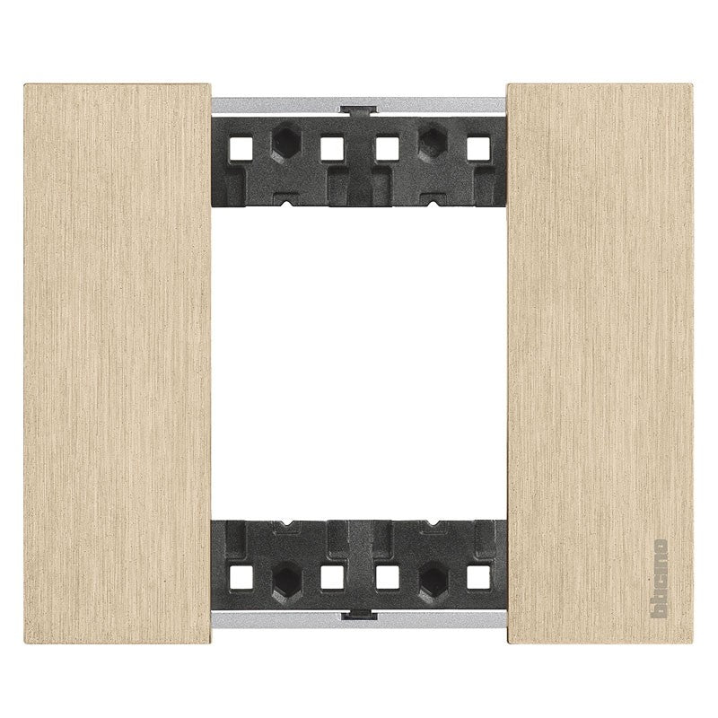 Placca Bticino Living Now COLORE ORO KA4802ZW Placca Bticino Living Now COLORE ORO KA4802ZW
